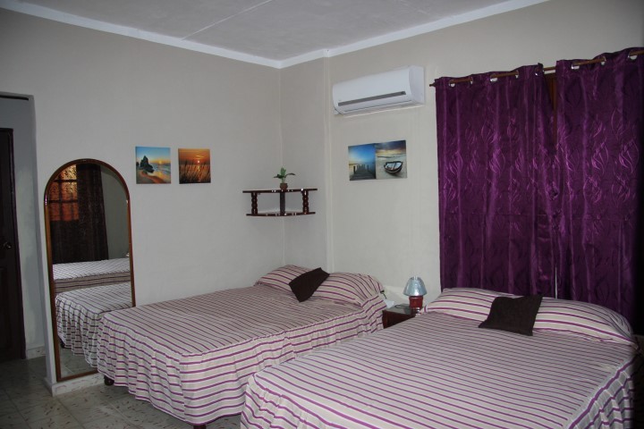 Hostal y Restaurant La Rosa  Appartement 1