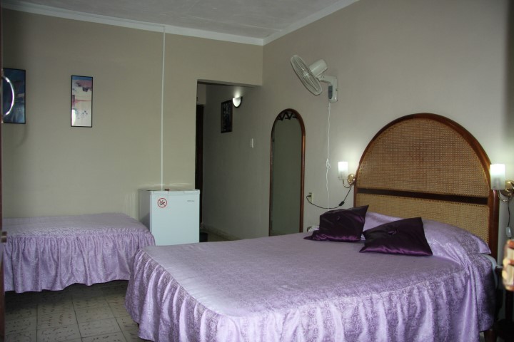 Hostal y Restaurant La Rosa  Appartement 2