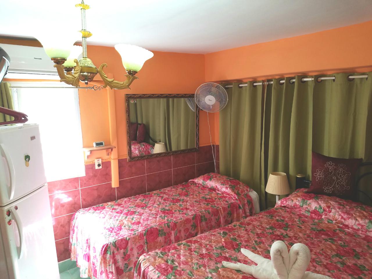 CADENA HOSTAL CARLOS Appartement 2